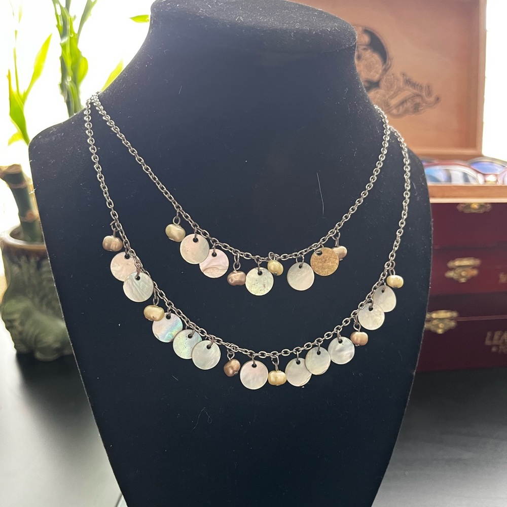 Shell and pearl layered necklace